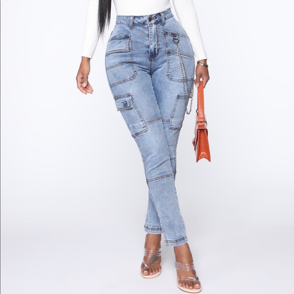 Booty Lifting Stretch Jeans